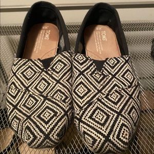 TOMS shoes